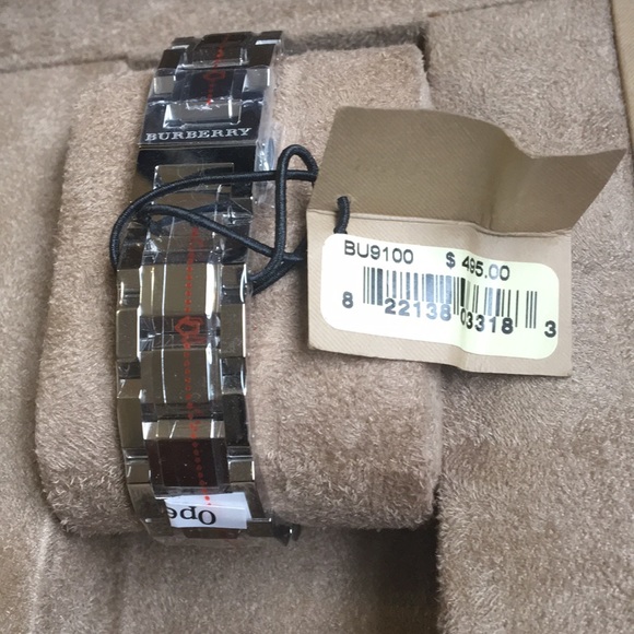 Burberry Women’s Watch Brand New - Picture 5 of 7